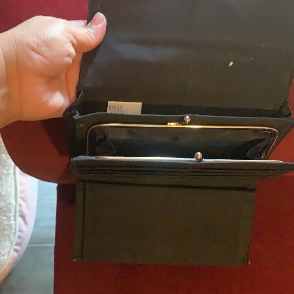 Black leather wallet - Picture 2 of 4